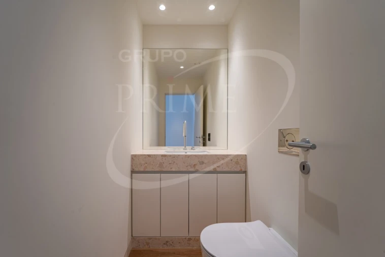 Apartamento T3 para Venda em Aldoar, Foz do Douro e Nevogilde Foto 11