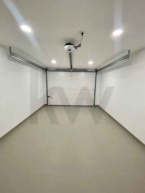Moradia T3 para Arrendamento em Ericeira