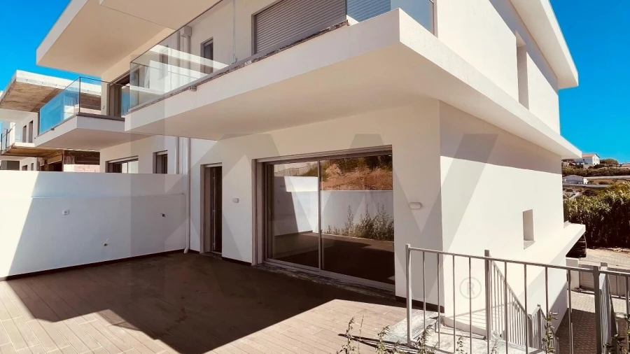 Moradia T3 para Arrendamento em Ericeira
