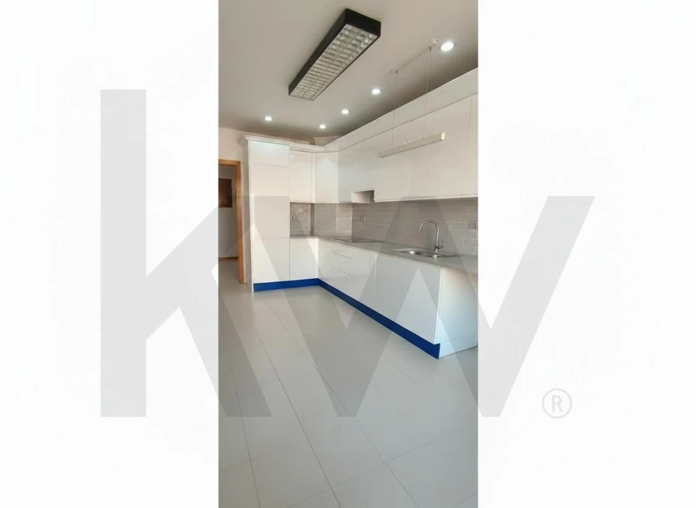 Apartamento T2 para Venda em Cacém e São Marcos Foto 2