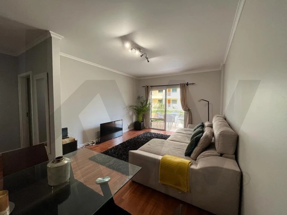 Apartamento T2 para Venda em Santo Antonio Foto 1