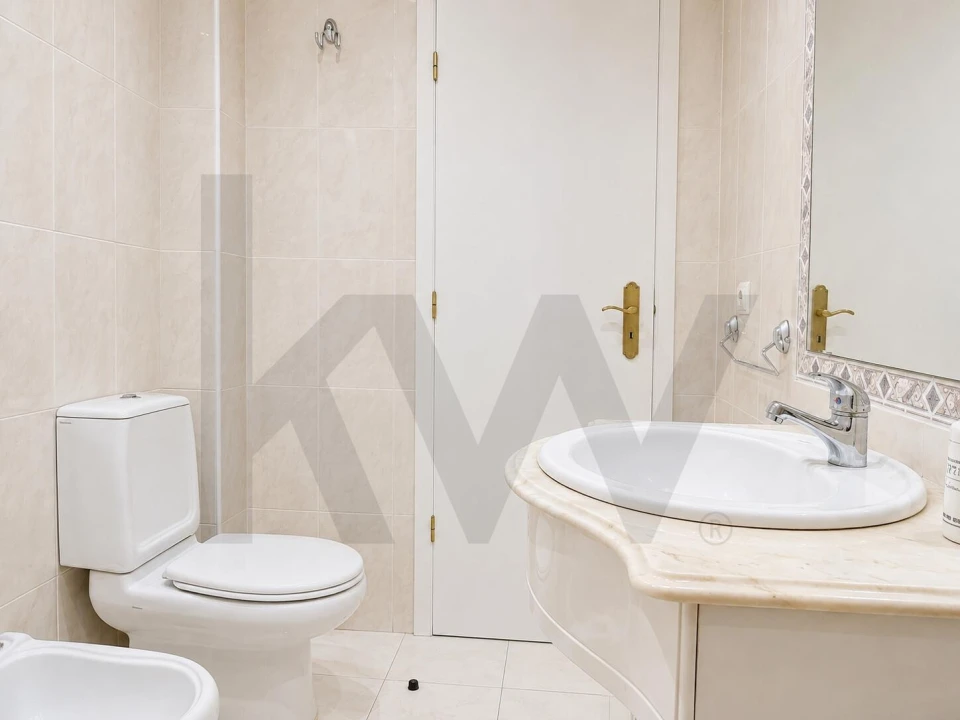 Apartamento T2 para Venda em Santo Antonio Foto 20