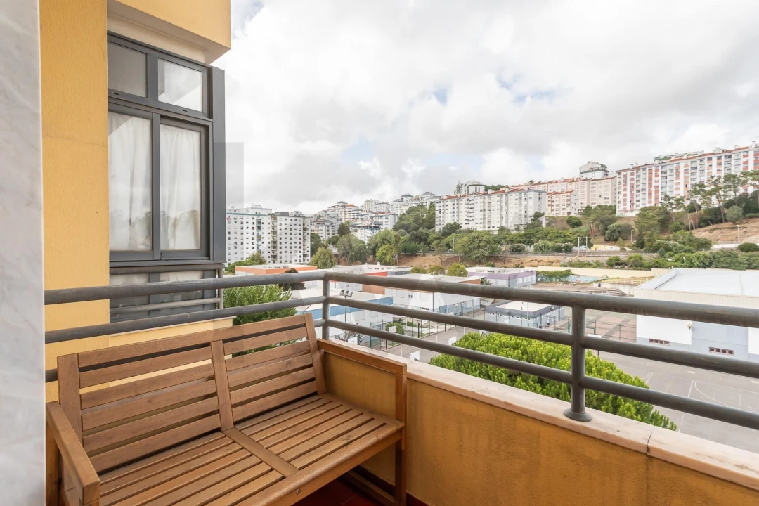 Apartamento T2 para Venda em Rio de Mouro Foto 28