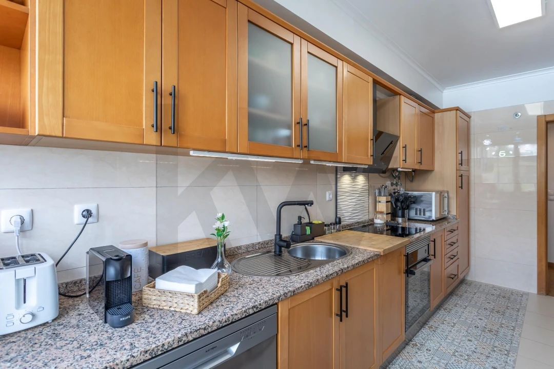 Apartamento T2 para Venda em Rio de Mouro Foto 19