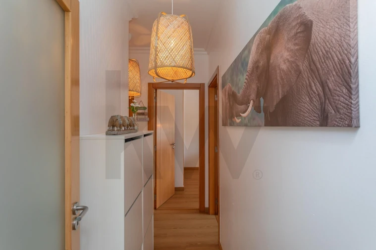 Apartamento T2 para Venda em Rio de Mouro Foto 21