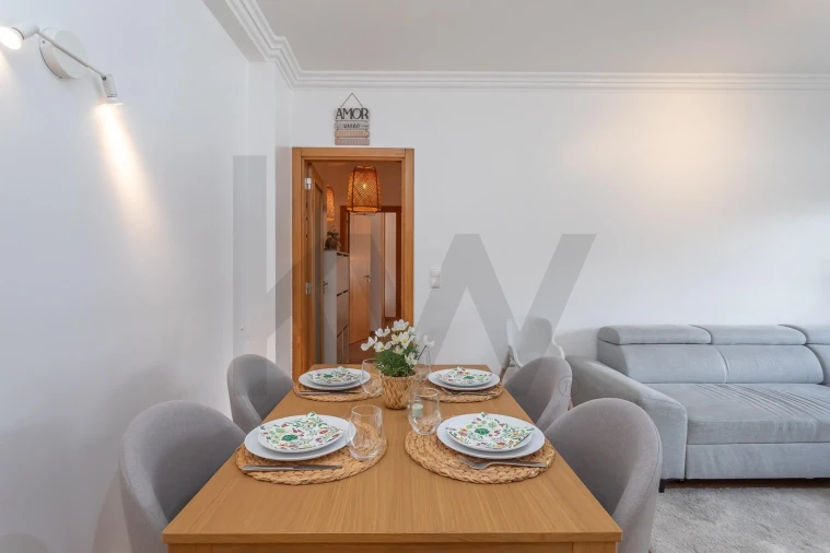 Apartamento T2 para Venda em Rio de Mouro Foto 7