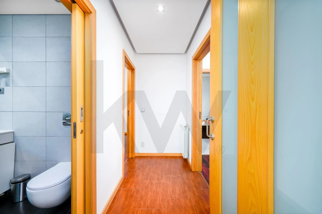 Apartamento T2 para Venda em Valongo Foto 21