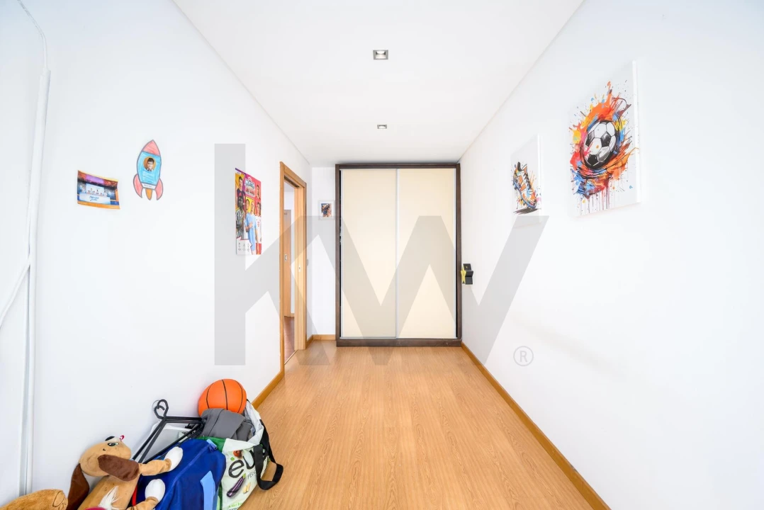 Apartamento T2 para Venda em Valongo Foto 13