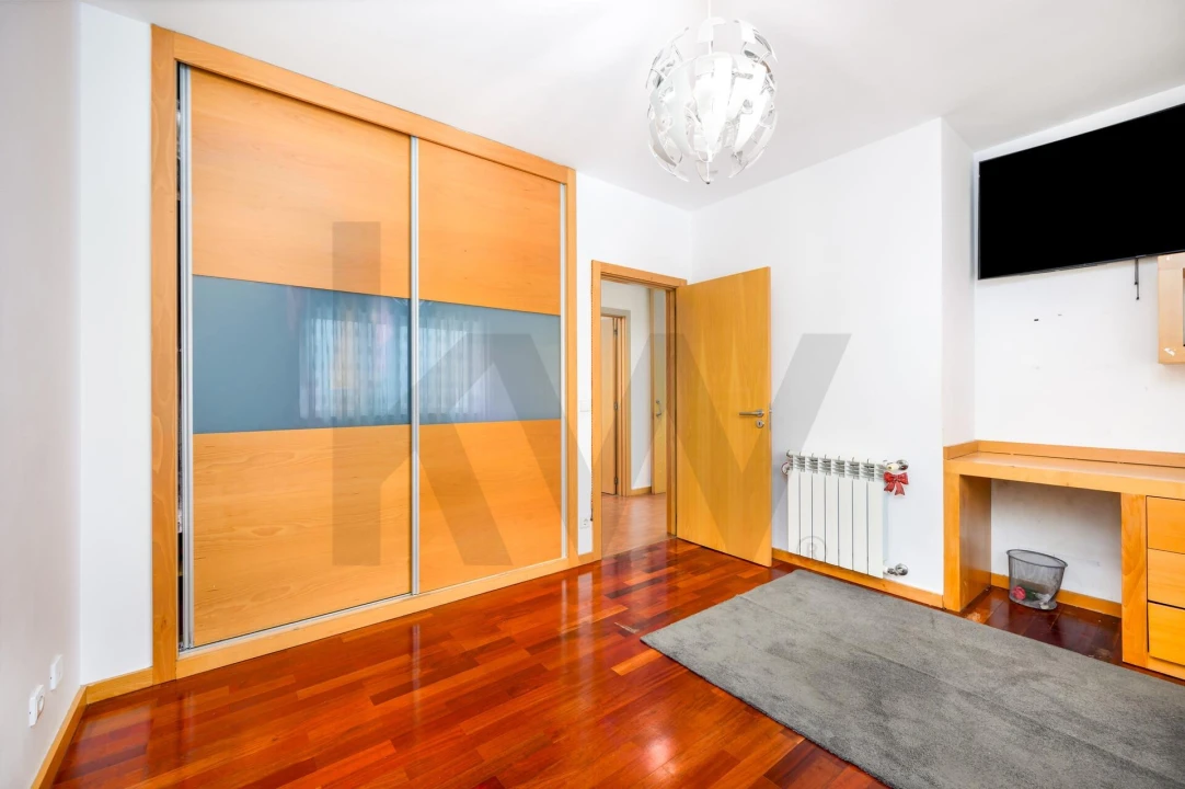 Apartamento T2 para Venda em Valongo Foto 19