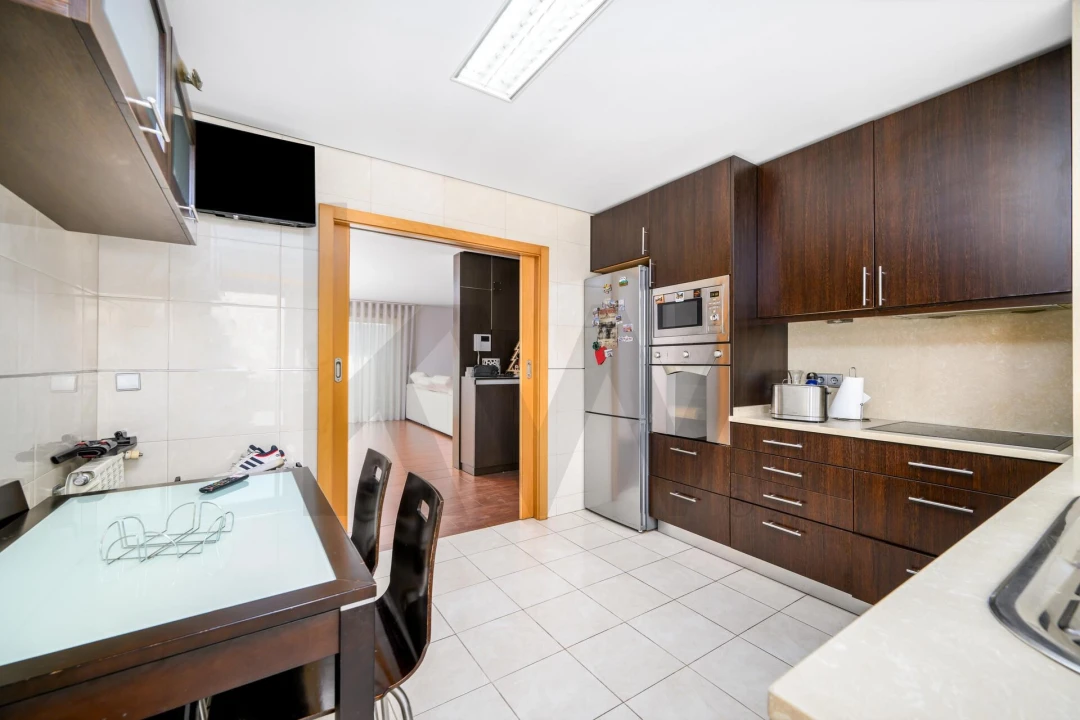 Apartamento T2 para Venda em Valongo Foto 7