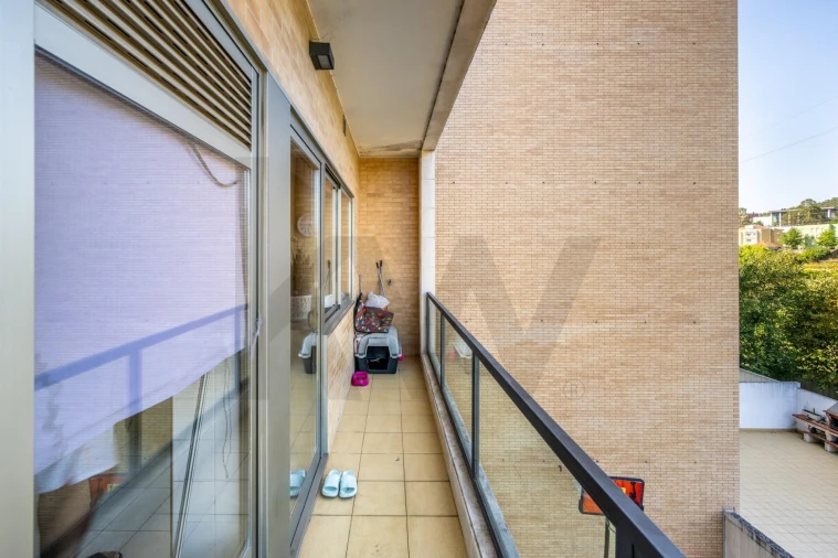 Apartamento T2 para Venda em Valongo Foto 5