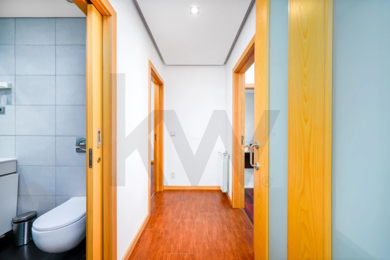 Apartamento T2 para Venda em Valongo Foto 21