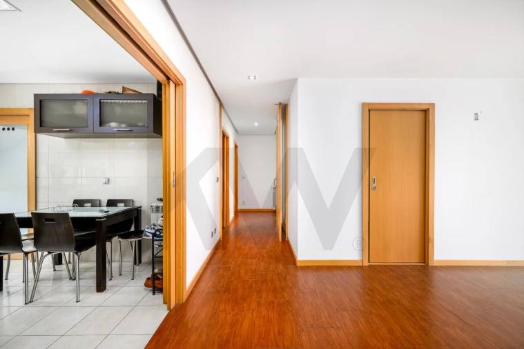 Apartamento T2 para Venda em Valongo Foto 11
