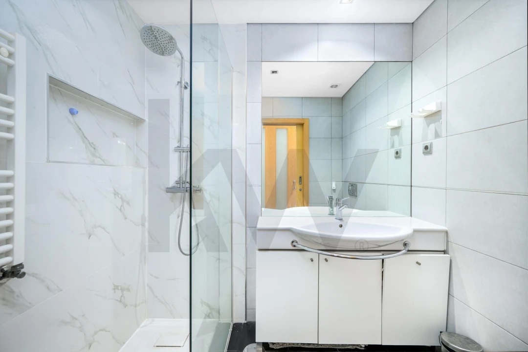 Apartamento T2 para Venda em Valongo Foto 20