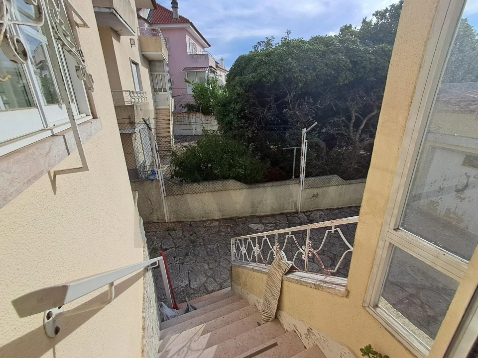 Moradia T5 para Venda em Algés, Linda-A-Velha e Cruz Quebrada-Dafundo Foto 18