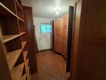 Moradia T5 para Venda em Algés, Linda-A-Velha e Cruz Quebrada-Dafundo