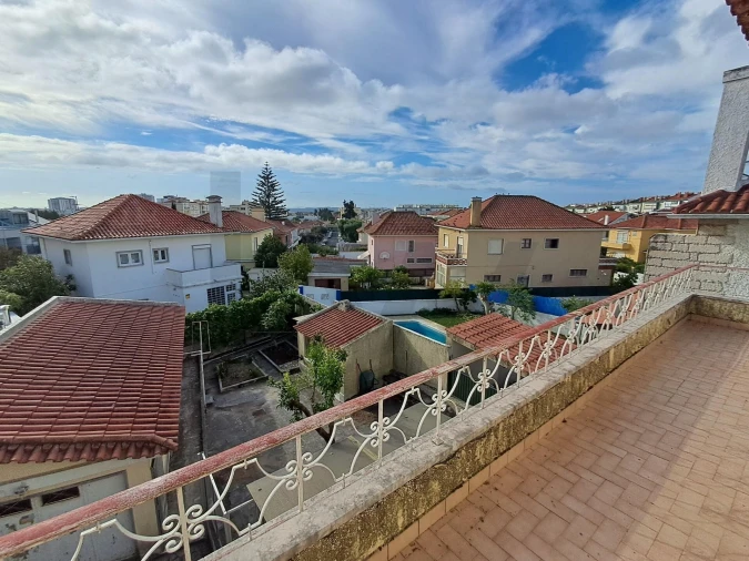 Moradia T5 para Venda em Algés, Linda-A-Velha e Cruz Quebrada-Dafundo Foto 29