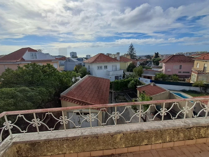 Moradia T5 para Venda em Algés, Linda-A-Velha e Cruz Quebrada-Dafundo Foto 31