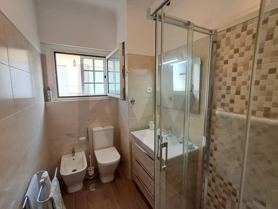 Moradia T5 para Venda em Algés, Linda-A-Velha e Cruz Quebrada-Dafundo Foto 32