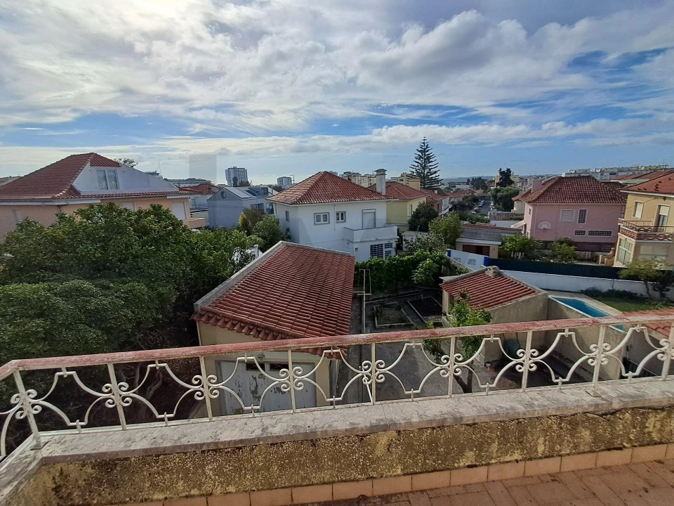Moradia T5 para Venda em Algés, Linda-A-Velha e Cruz Quebrada-Dafundo Foto 31
