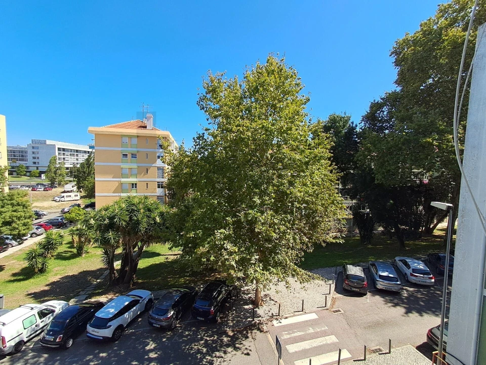 Apartamento T2 para Venda em Benfica Foto 27