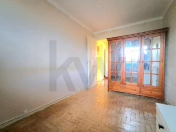 Apartamento T2 para Venda em Benfica
