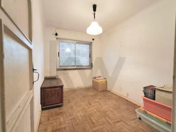 Apartamento T2 para Venda em Benfica
