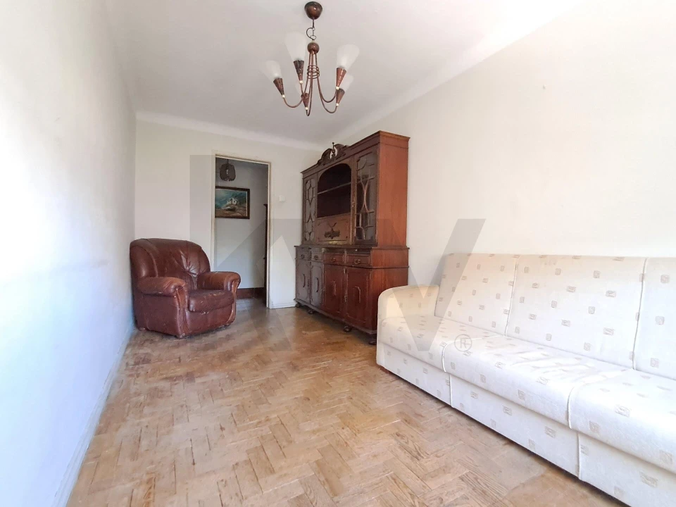 Apartamento T2 para Venda em Benfica Foto 4
