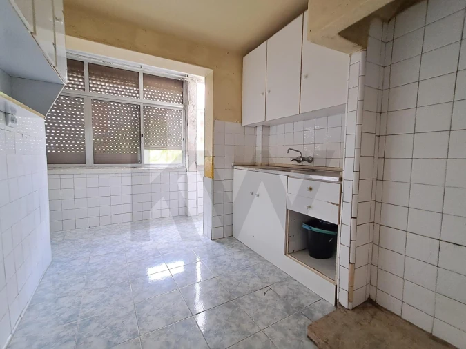 Apartamento T2 para Venda em Benfica Foto 6