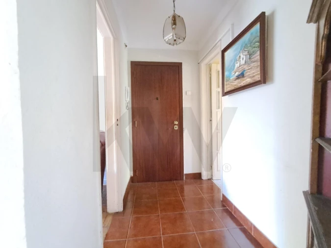 Apartamento T2 para Venda em Benfica Foto 19
