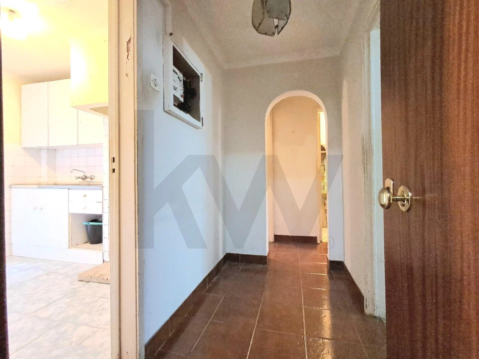 Apartamento T2 para Venda em Benfica Foto 1