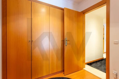 Apartamento T2 para Arrendamento em Lumiar