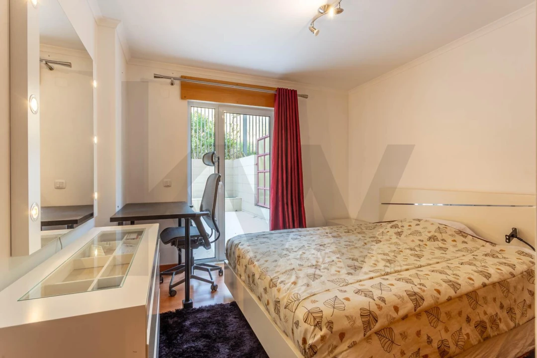 Apartamento T2 para Arrendamento em Lumiar Foto 19