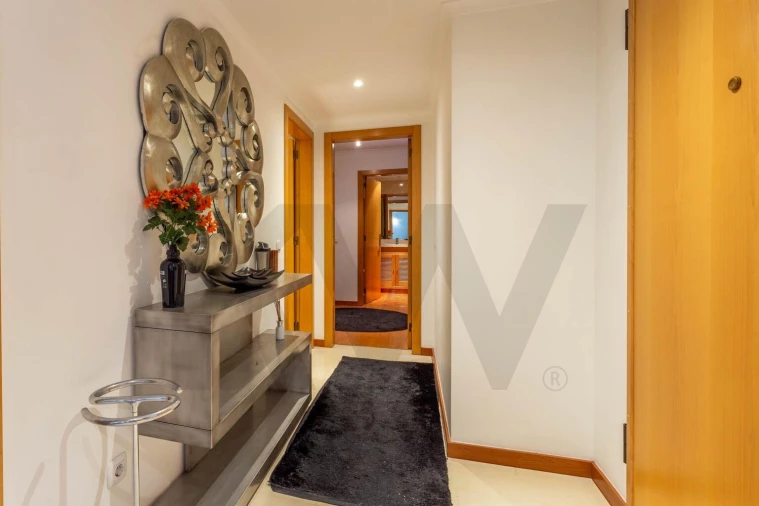 Apartamento T2 para Arrendamento em Lumiar Foto 13