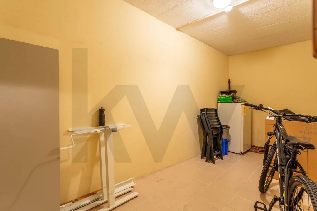 Apartamento T2 para Arrendamento em Lumiar Foto 22