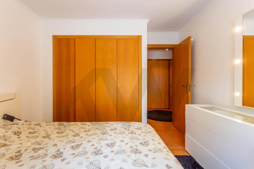 Apartamento T2 para Arrendamento em Lumiar Foto 20
