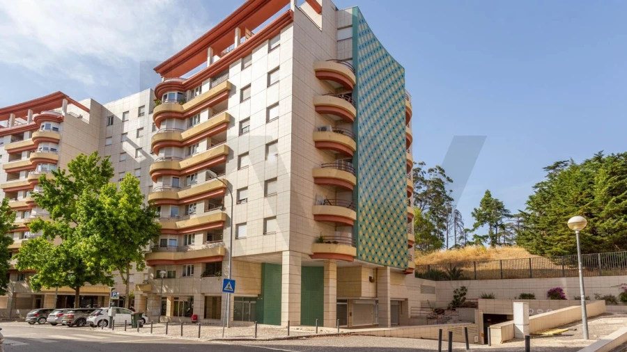 Apartamento T2 para Arrendamento em Lumiar