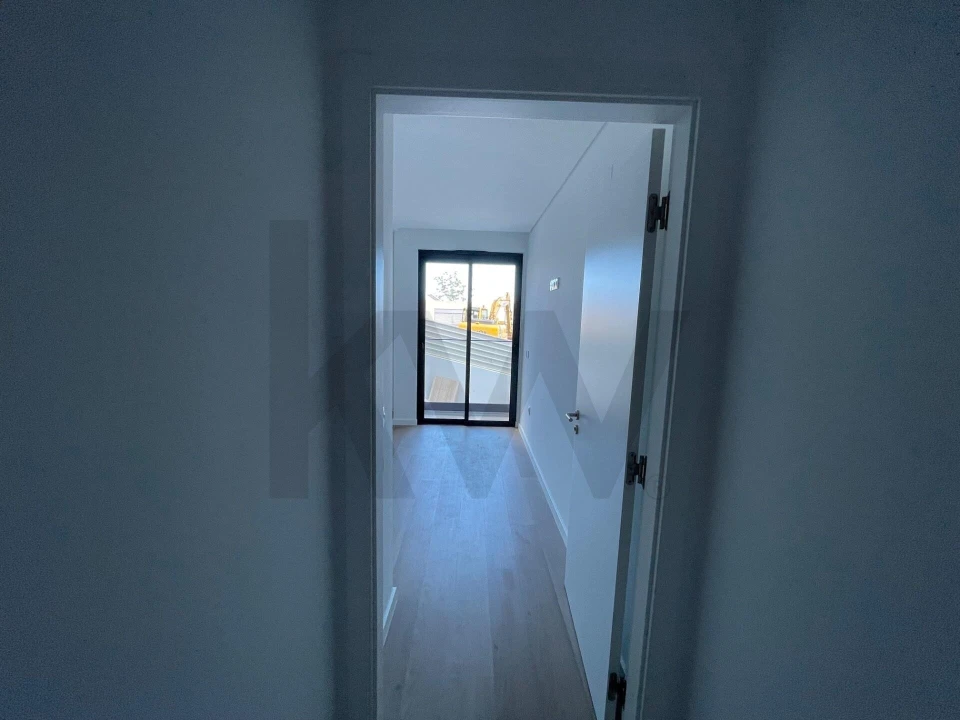 Apartamento T2 para Venda em Caniço Foto 20
