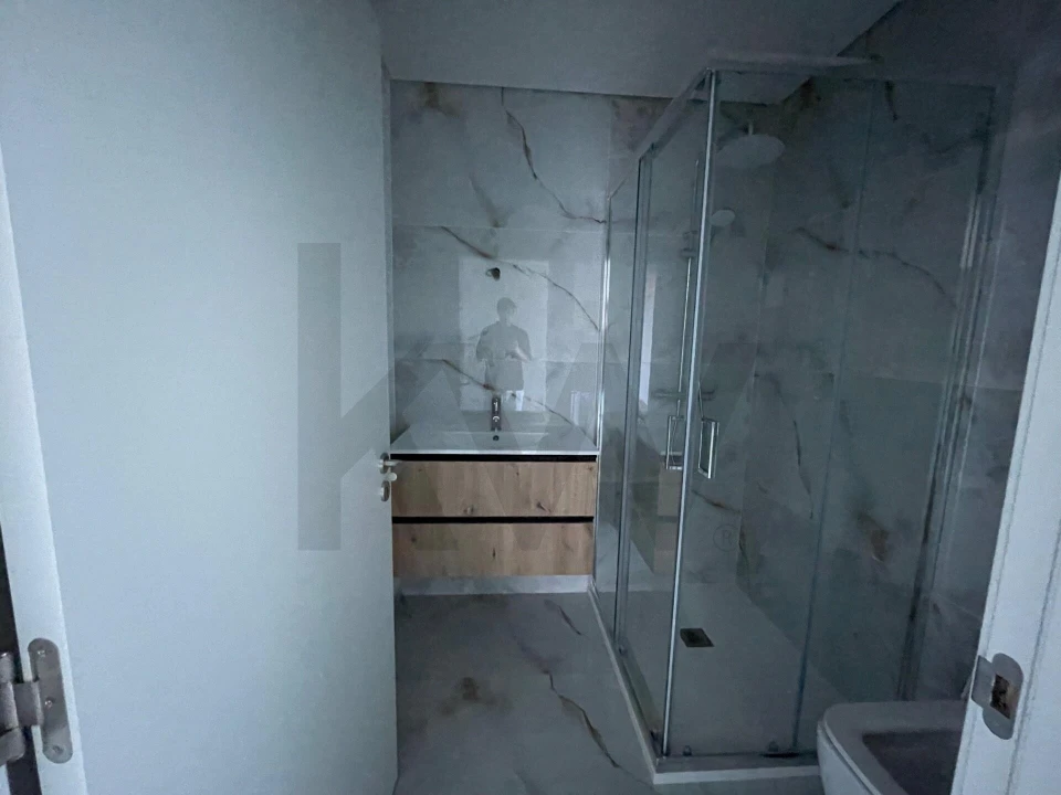 Apartamento T2 para Venda em Caniço Foto 17