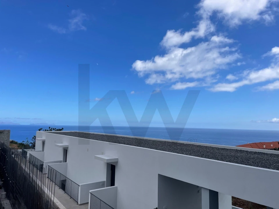 Apartamento T2 para Venda em Caniço Foto 8