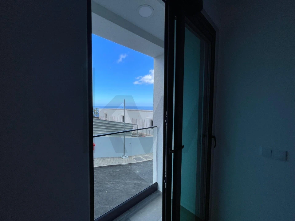 Apartamento T2 para Venda em Caniço Foto 23