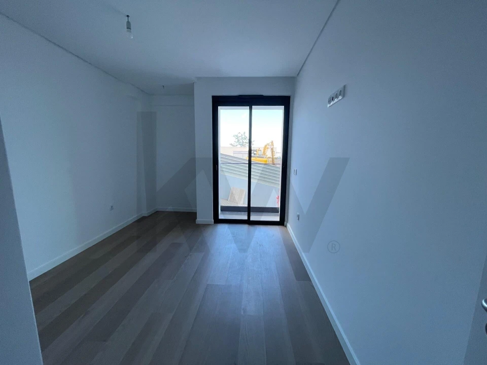 Apartamento T2 para Venda em Caniço Foto 21