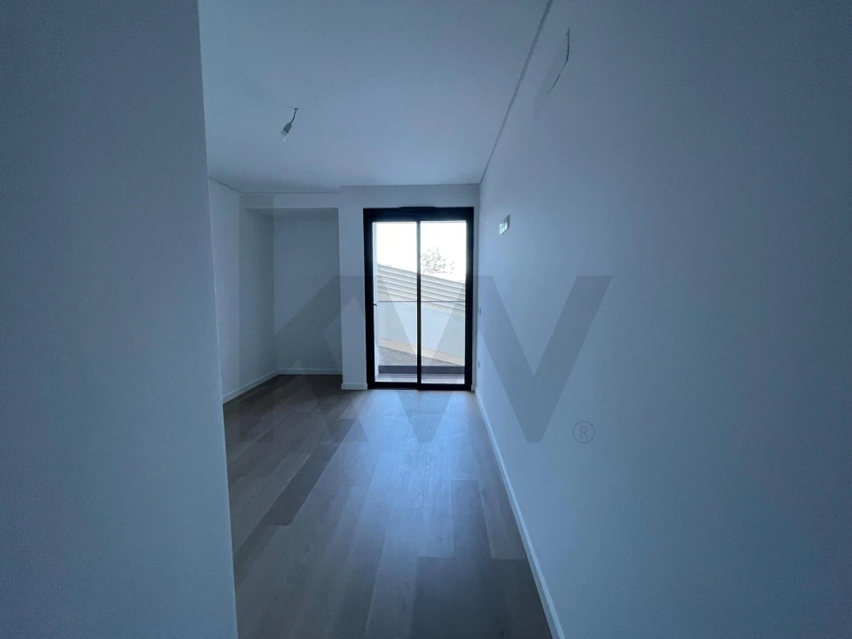Apartamento T2 para Venda em Caniço Foto 29
