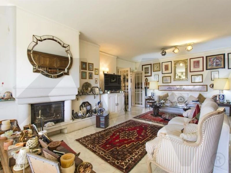 Apartamento T4 para Venda em Cascais e Estoril Foto 1