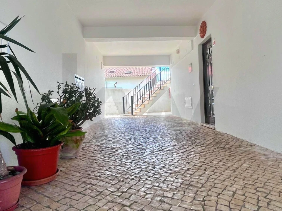 Apartamento T2 para Arrendamento em Foz do Arelho Foto 18