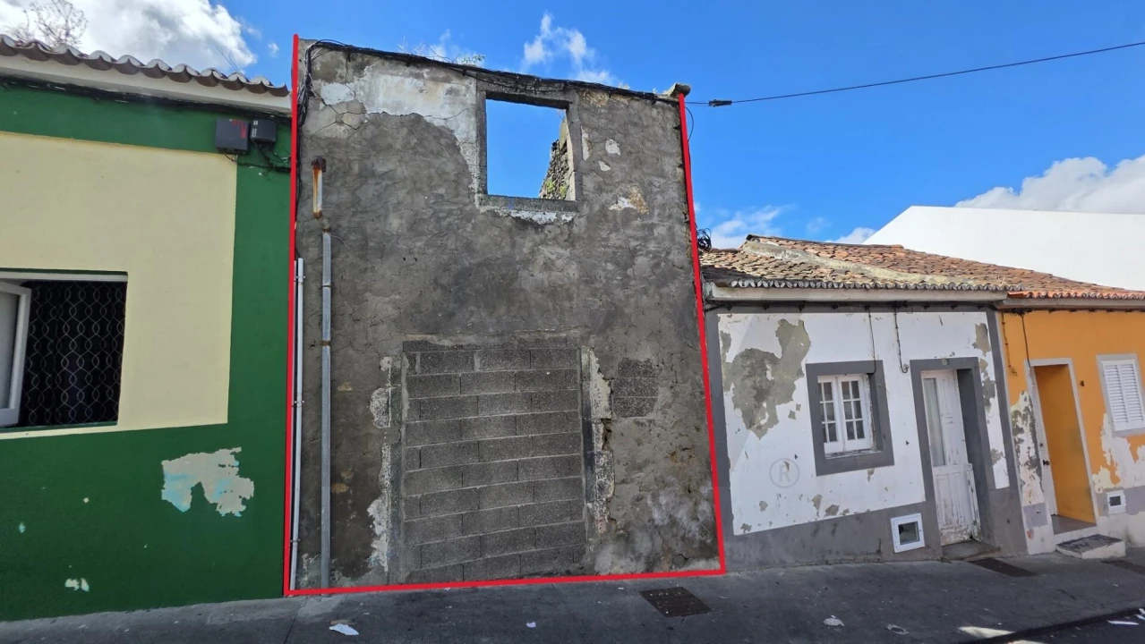 Moradia para Venda em Rabo de Peixe Foto 2