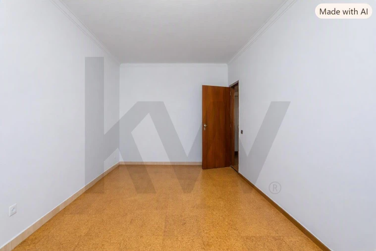 Apartamento T4 para Venda em Amora Foto 11