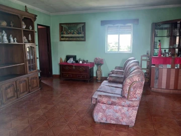 Moradia T4 para Venda em São Roque