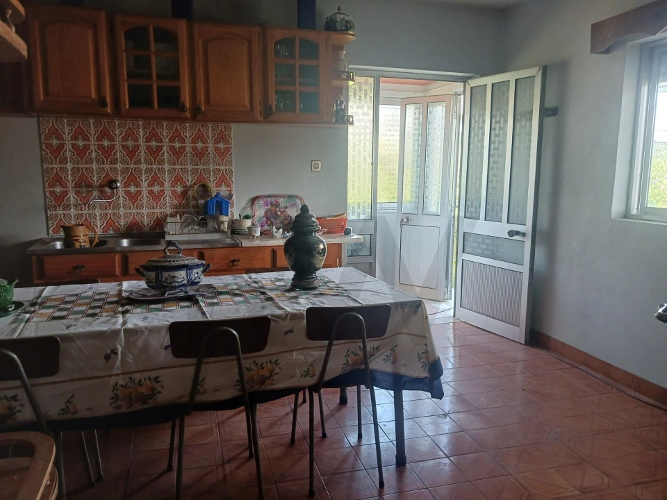 Moradia T4 para Venda em São Roque Foto 9
