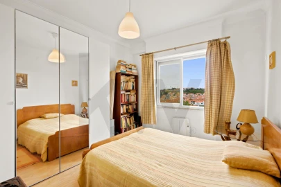 Apartamento T2 para Venda em Queluz e Belas